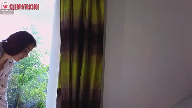 Cleopatra3101 online show from 10/09/25, 09:29