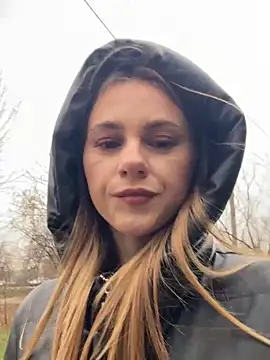 GraceTorrez online show from 12/05/24, 11:38