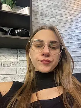 GraceTorrez online show from 12/29/24, 12:12
