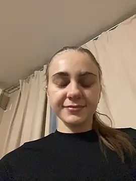 GraceTorrez online show from 10/29/25, 07:48