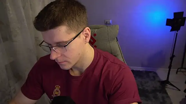 Snapshot of Bruno_Banani chatting on 11/19/25, 02:50 Bruno Banani online show from 11/19/25, 02:50