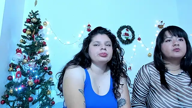 Snapshot of Karol_IsabelCouple chatting on 12/03/25, 12:51 Karol IsabelCouple online show from 12/03/25, 12:51