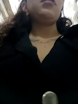 Isabella Delight  online show from 12/18/24, 10:46