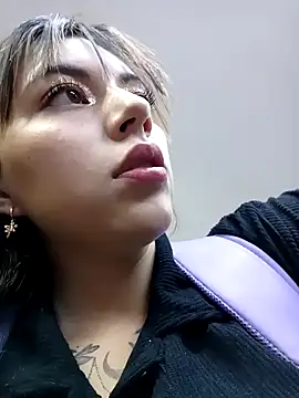 Isabella Delight  online show from 01/19/25, 03:21