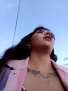 Isabella Delight  online show from 01/27/25, 10:27