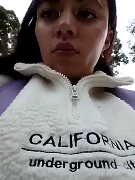 Isabella Delight  online show from 02/09/25, 07:52