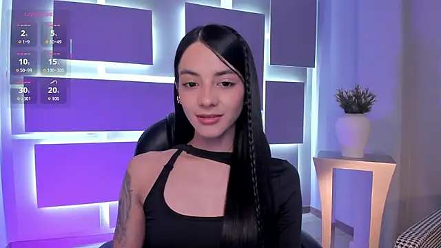 Snapshot of HannahJamesX chatting on 09/23/25, 07:39 HannahJamesX online show from 09/23/25, 07:39