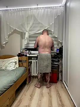 Snapshot of PierreNaked89 chatting on 12/14/25, 08:13 PierreNaked89 online show from 12/14/25, 08:13