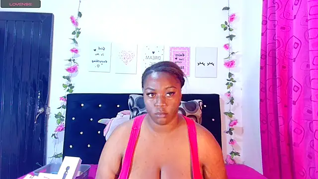 CiaraEbony online show from 12/25/24, 05:26