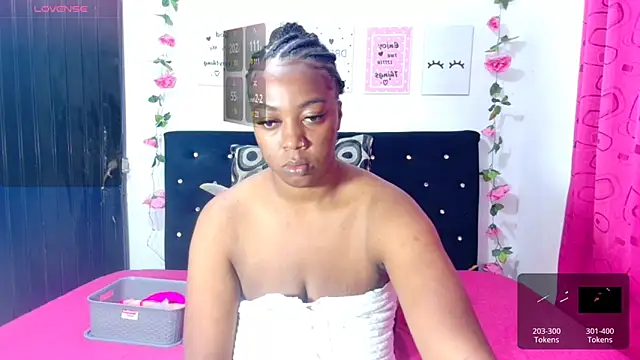 CiaraEbony online show from 10/01/25, 09:04