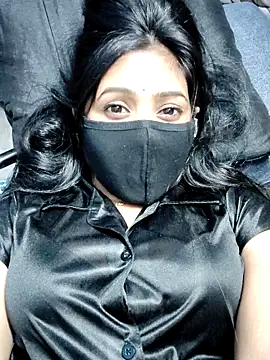 Snapshot of Monalisha_G chatting on 04/01/26, 04:37 Monalisha G online show from 04/01/26, 04:37