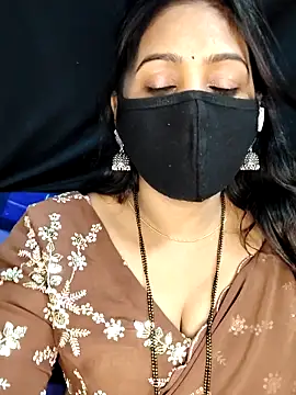 Snapshot of Monalisha_G chatting on 04/05/26, 09:12 Monalisha G online show from 04/05/26, 09:12
