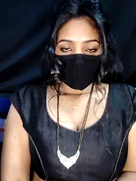 Snapshot of Monalisha_G chatting on 04/06/26, 05:36 Monalisha G online show from 04/06/26, 05:36