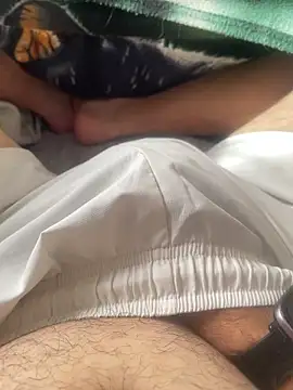 Snapshot of tubfunaske chatting on 10/05/25, 12:03 tubfunaske online show from 10/05/25, 12:03