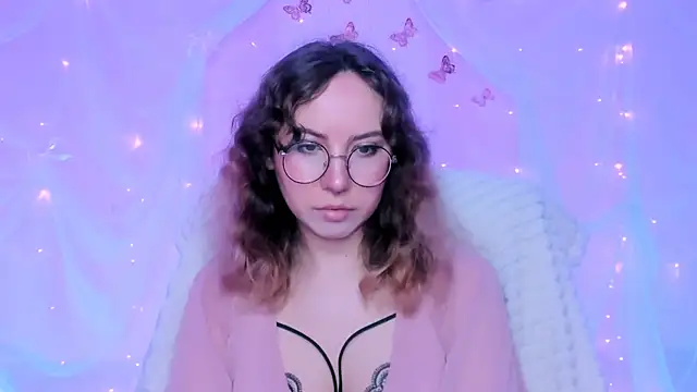 JasmineMilko online show from 06/04/26, 05:02