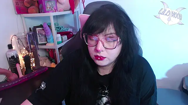 LiloMoon69 online show from 12/13/24, 03:16
