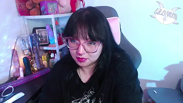 LiloMoon69 online show from 12/16/24, 04:55