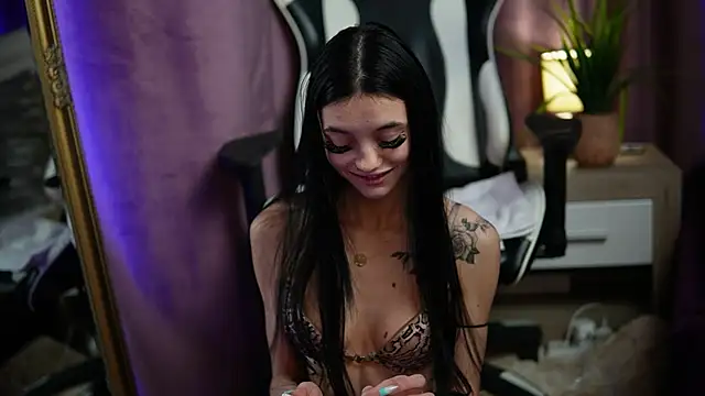 RachelRave online show from 01/13/25, 08:37