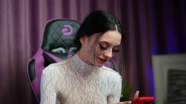 RachelRave online show from 02/19/25, 03:39
