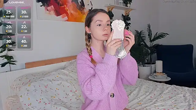 DominikaElis online show from 01/21/25, 08:11