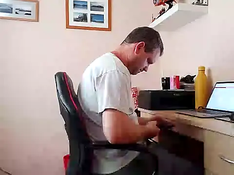 mrtickle1000 online show from 08/05/26, 10:51