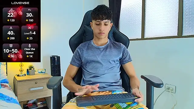  CamiloBass online show from 06/10/26, 07:35