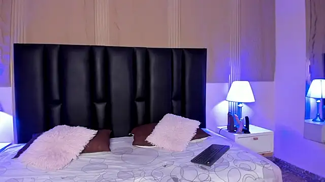 Milf meli online show from 12/05/25, 07:10