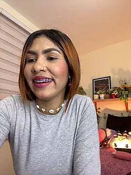 Snapshot of soy_sarah_ chatting on 02/12/25, 08:38 soy sarah online show from 02/12/25, 08:38