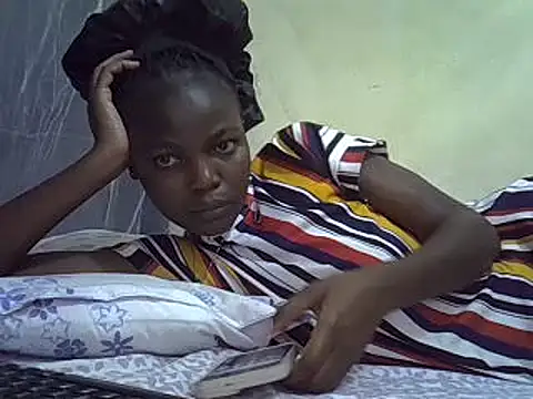 pretty vivy online show from 01/12/25, 04:42