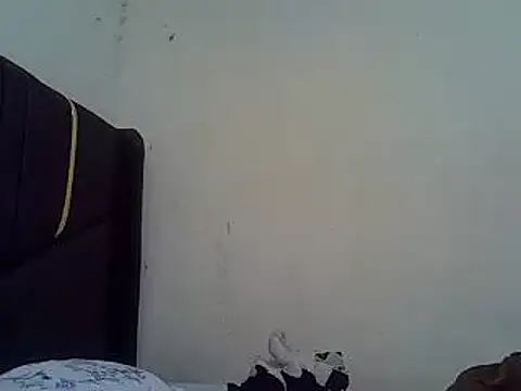 pretty vivy online show from 03/06/25, 08:41