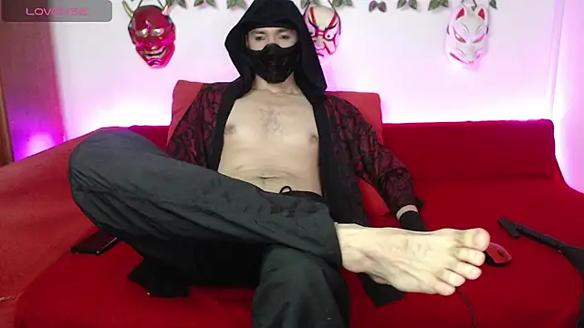 Snapshot of zagarah- chatting on 12/02/25, 12:49 zagarah- online show from 12/02/25, 12:49