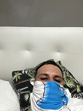 yayaya55598 online show from 09/28/25, 06:24