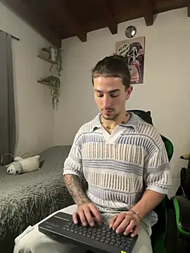 Snapshot of Valentino_Xander chatting on 02/02/26, 03:27 Valentino Xander online show from 02/02/26, 03:27