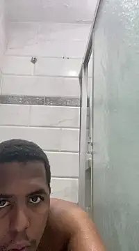 Snapshot of anubi0880 chatting on 12/20/24, 01:36 anubi0880 online show from 12/20/24, 01:36