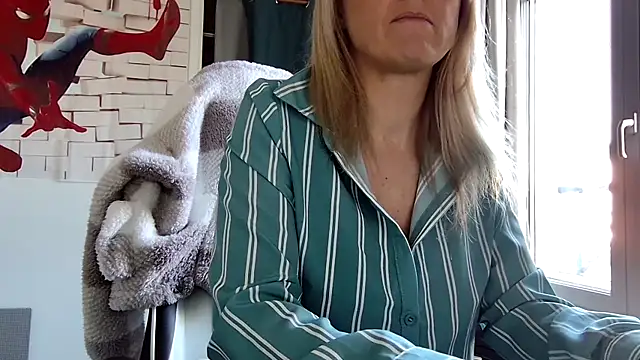 Snapshot of cassiehotsexy chatting on 10/17/25, 07:55 cassiehotsexy online show from 10/17/25, 07:55