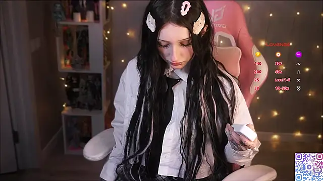 Snapshot of hikmurr chatting on 11/01/25, 06:10 hikmurr online show from 11/01/25, 06:10