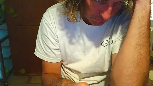 Snapshot of costanza7070 chatting on 09/30/25, 02:05 costanza7070 online show from 09/30/25, 02:05