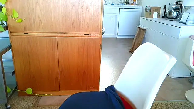 Snapshot of costanza7070 chatting on 09/30/25, 06:13 costanza7070 online show from 09/30/25, 06:13