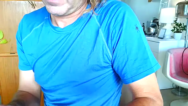 Snapshot of costanza7070 chatting on 10/14/25, 09:26 costanza7070 online show from 10/14/25, 09:26