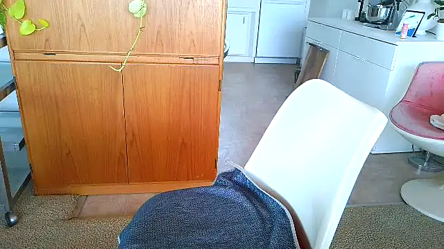 Snapshot of costanza7070 chatting on 10/19/25, 06:30 costanza7070 online show from 10/19/25, 06:30