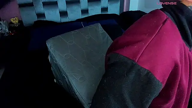 Piggy Eddy online show from 01/18/25, 02:02