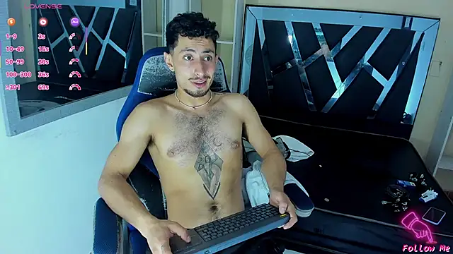 Piggy Eddy online show from 09/22/25, 03:41