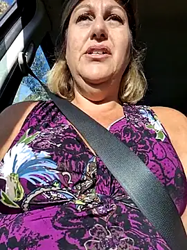 Snapshot of Mara-24 chatting on 09/23/25, 06:49 Mara-24 online show from 09/23/25, 06:49