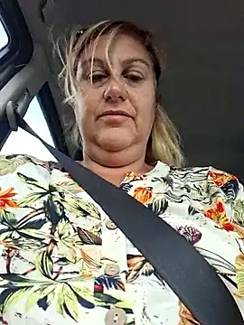 Snapshot of Mara-24 chatting on 09/24/25, 08:39 Mara-24 online show from 09/24/25, 08:39