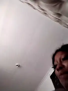 Snapshot of bigbootyboohle chatting on 12/19/25, 11:17 bigbootyboohle online show from 12/19/25, 11:17