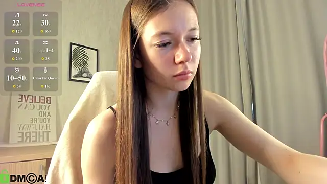 Snapshot of Nicole_Charm chatting on 07/11/26, 09:01 Nicole Charm online show from 07/11/26, 09:01