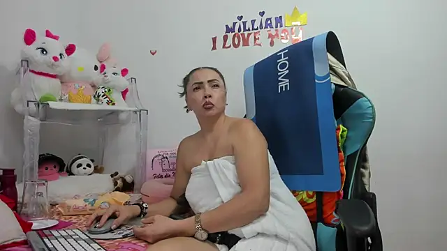 Snapshot of GatitaSexy_Hotwet4u chatting on 02/12/25, 12:16 GatitaSexy Hotwet4u online show from 02/12/25, 12:16