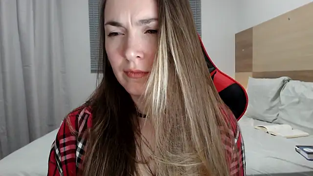 Naughty Annn online show from 12/15/25, 01:43