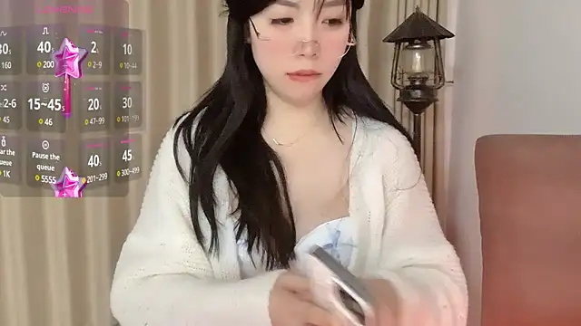 NickiBloom online show from 12/28/24, 02:10