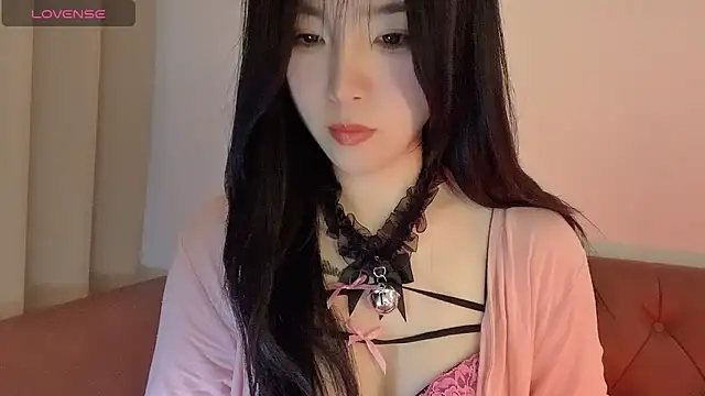 NickiBloom online show from 01/14/25, 02:53
